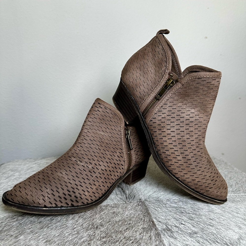 Lightly worn booties from Just Fab, women size 6, brown